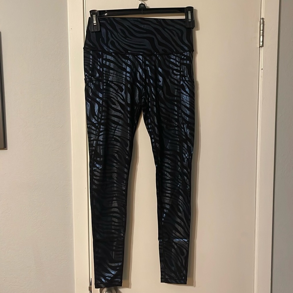 CVG Stripe a Pose Leggings